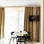 Hotel Rabi Park-view