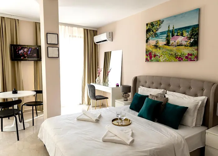 Rabi Park-view Hotel