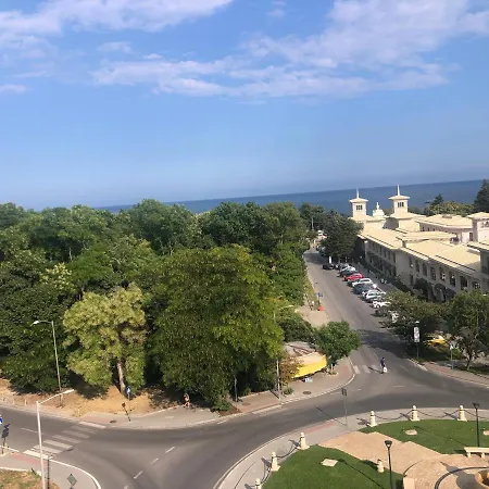 Rabi Park-view