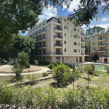 Rabi Park-view Apartment Varna