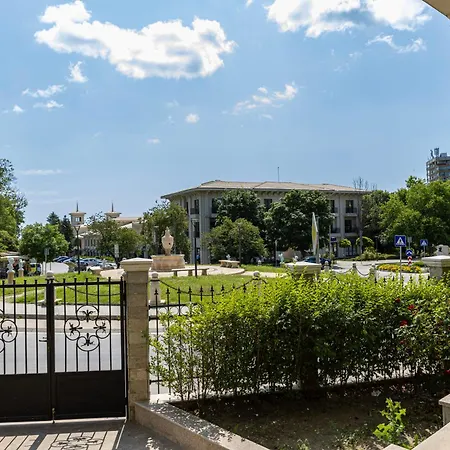酒店 Rabi Park-view 瓦爾納