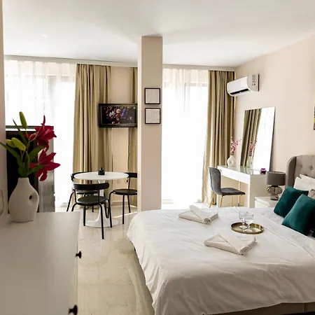 Rabi Park-view Hotel *