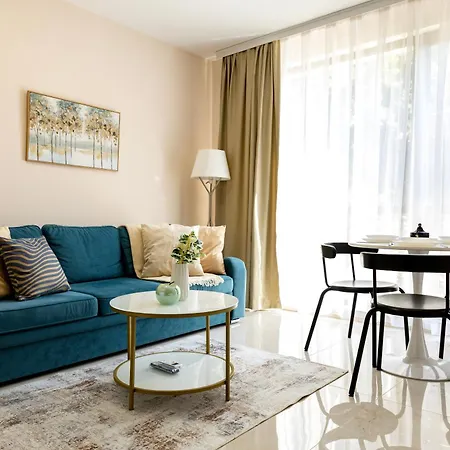 Hotel Rabi Park-view Warna